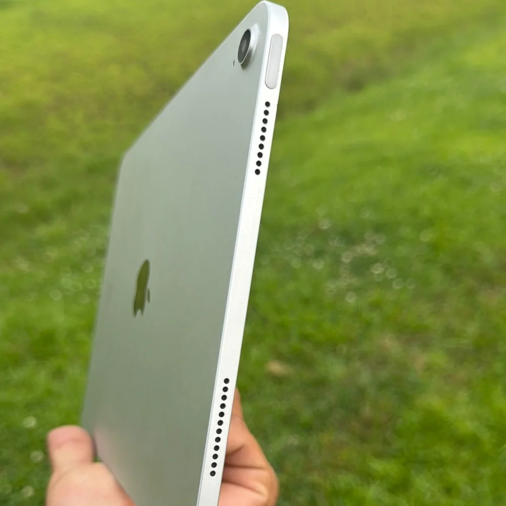 Apple discover elegance